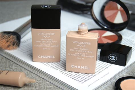 chanel vitalumiere aqua foundation dupe|chanel vitalumiere aqua 20 beige.